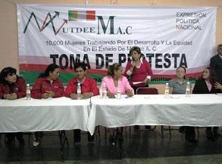 TOMA PROTESTA LA NUEVA DIRIGENTE DE MUTDEEM EN TULTITL&Aacute;N